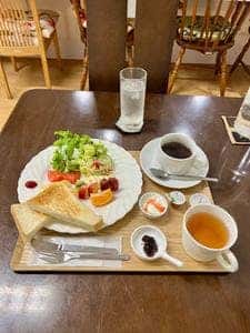 カフェ アカリ