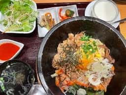 和牛一頭焼肉手打ち冷麺 房家 東京駅店