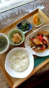 カフェ西風