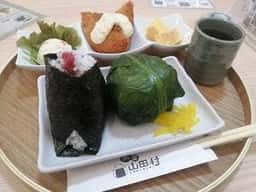米屋のにぎりめし 山田村カフェ