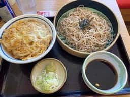 山田うどん 綾瀬店