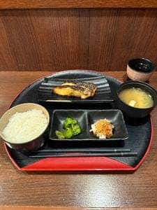 よもきち商店