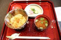 なだ万 シャングリ・ラ ホテル 東京