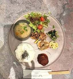 定食 カミトハ