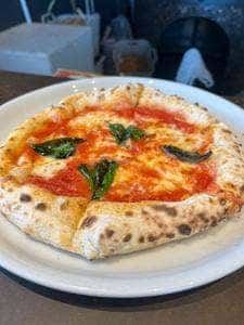BELLA PIZZA Napoletana