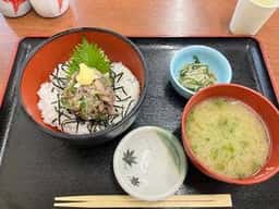 市場の食堂 金目亭