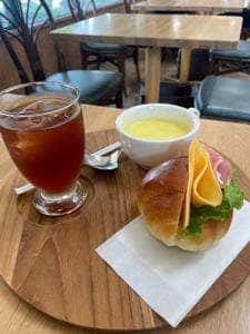 パンとカフェの江戸屋 城北店