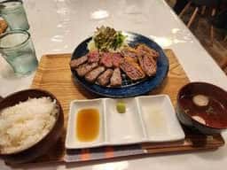 肉や食堂 in へんざ