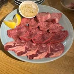 炭火焼肉ホルモン 土俵の真ん中 東松原店