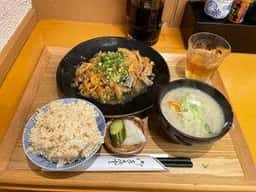とん汁と玄米の店檍食堂