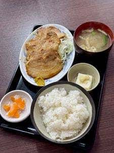 食堂 いしん
