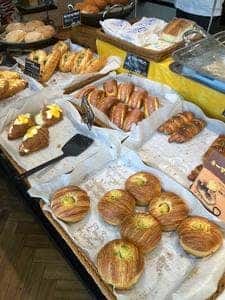 ベーカリーカフェクラウン三鷹店