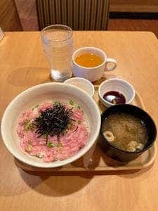 ガスト 下北沢駅前店