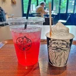 NAYA cafe 上野ファーム