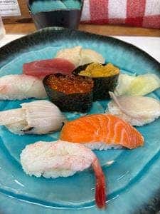 鮨まるやま