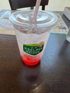 金澤やまぎし養蜂場 大桑店 みつばちかふぇ