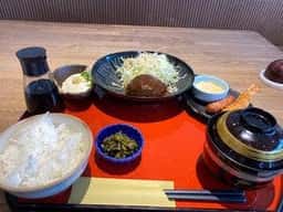 菊水ロマン館 うさぎと亀