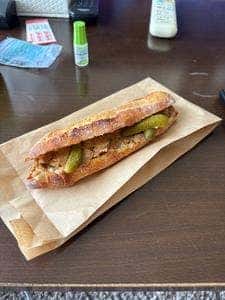 BAGUETTE STAND