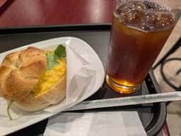 カフェ・ベローチェ 外苑前店