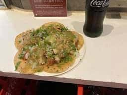 TACOS 3hermanos Harajuku