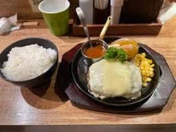 ハンバーグレストラン BOSTON 昭和町本店