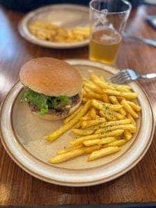 CAGHIYA PIZZA ＆ TAP 自由が丘店