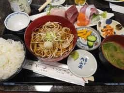 内山屋田町店