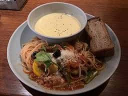 ポパンクール カフェ 箕面本店