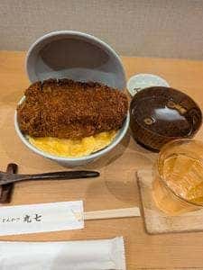 とんかつ丸七 本店