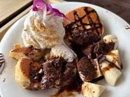 PARKLIFE CAFE & RESTAURANT