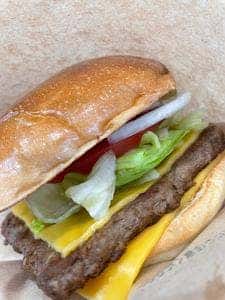 ウェンディーズ・ファーストキッチン 鎌ヶ谷イオンショッピングセンター店