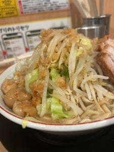 ラーメン豚山 十三東口店