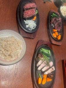 炭火レアハンバーグステーキ 銀座まつもと