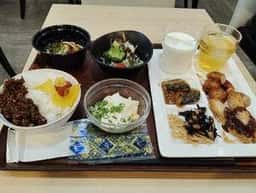 モーニングファーム アパホテル岡山駅前店