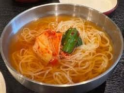 参鶏湯とカンジャンケジャン専門店 百年の礎