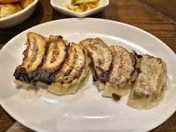 ぎょうざ屋 くまぞう