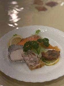 スコット本店・新館