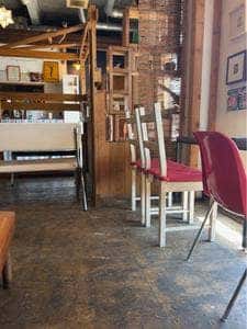 SNUG STAY DOOR CAFE