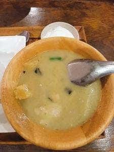 タイ料理＆パクチー酒場 居空間