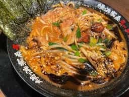 横浜家系ラーメン 有楽家 岐阜県庁前店