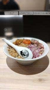 麺と無限の可能性 本町総本店