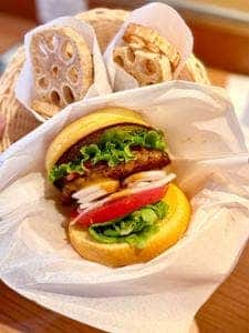 フレッシュネスバーガー 中目黒駅前店