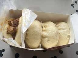 肉まん専門店 玲玲香包