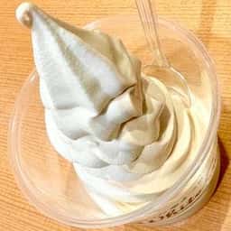 ミルク&パフェ よつ葉ホワイトコージ 札幌ステラプレイス店