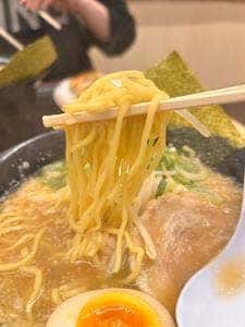 にんにくたまごラーメン流山店