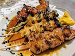 もつ焼き じんべえ 新横浜店