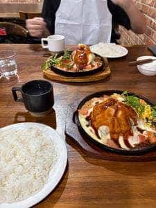 山中湖畔のステーキ酒場