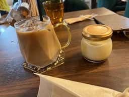 dekoboko cafe
