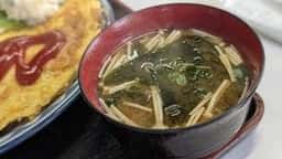 たつ食堂