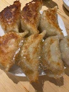 奏食台